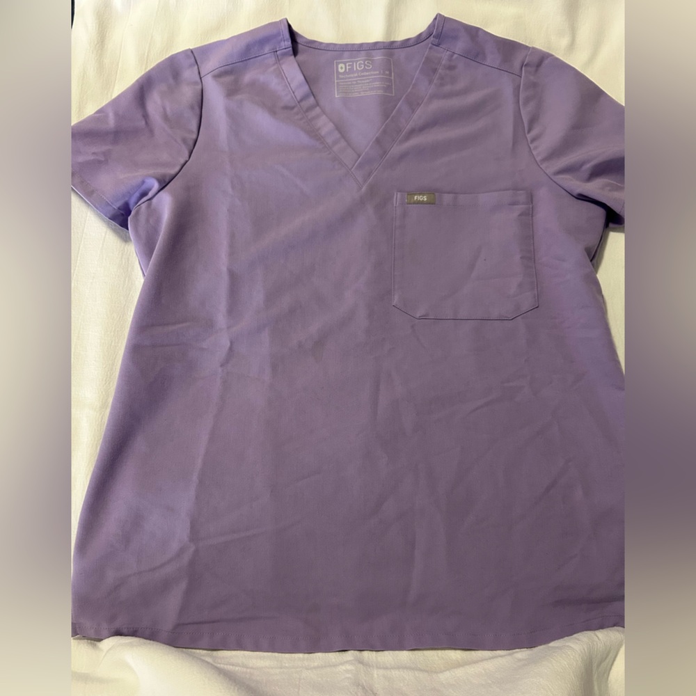FIGS Purple V-Neck Scrub Top